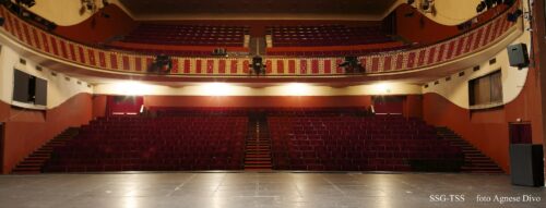 la sala del teatro stabile sloveno di trieste